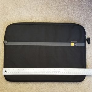 ❤️Case Logic Black Laptop Case/Sleeve
